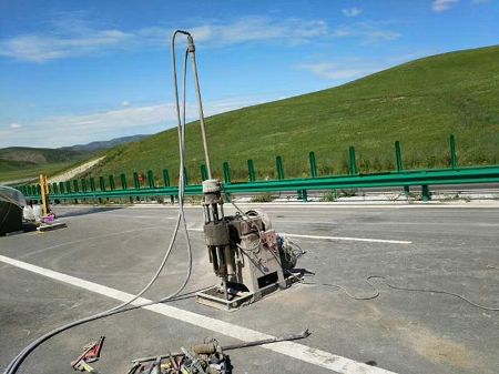 崇仁公路地基基础注浆加固